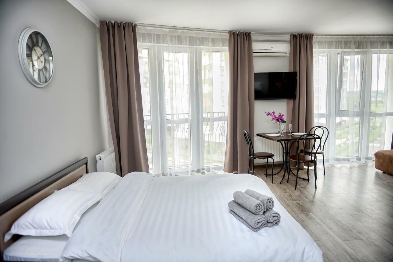 Apart Reserve Sloboda Loft Ιβανό-Φρανκίβσκ Εξωτερικό φωτογραφία