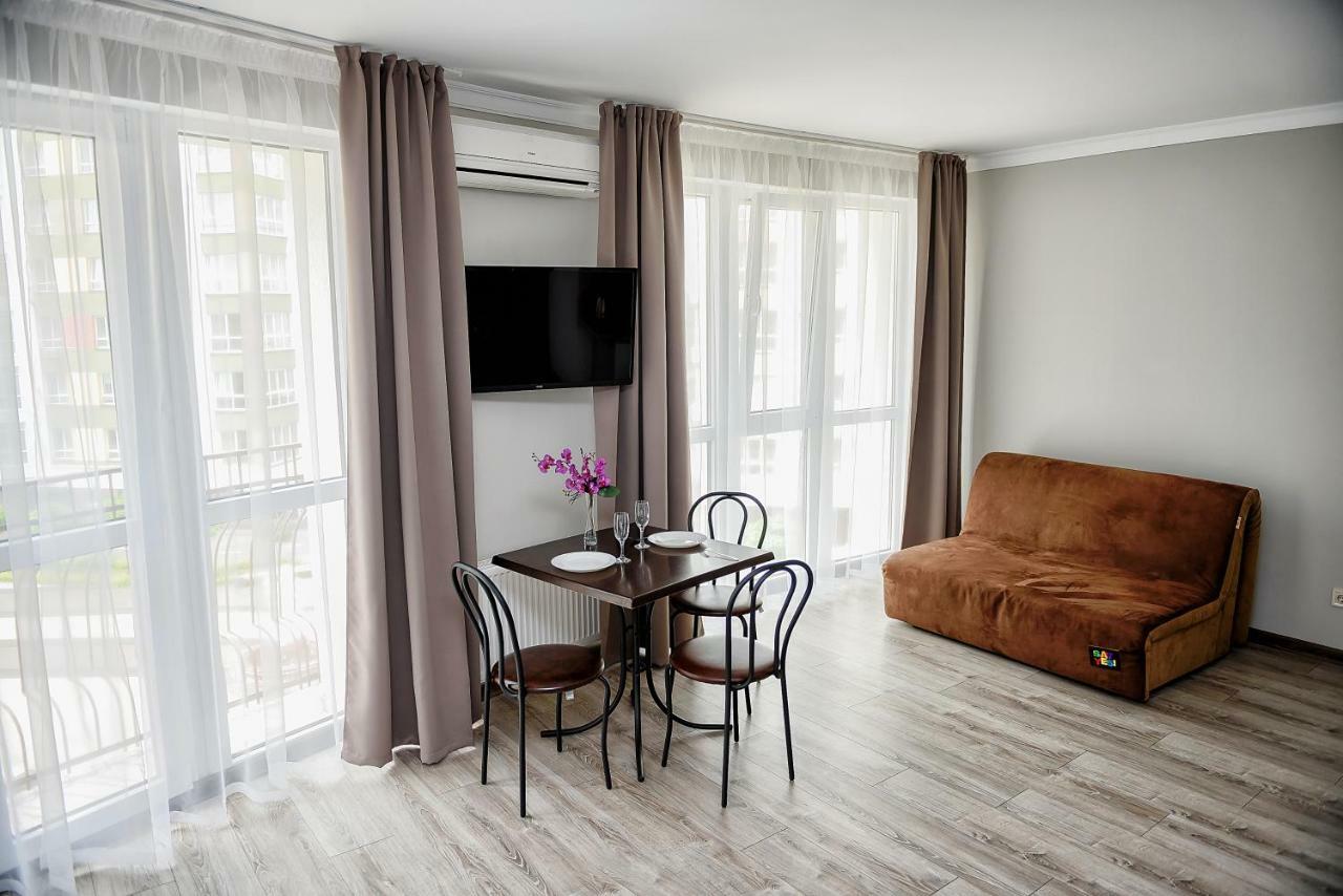 Apart Reserve Sloboda Loft Ιβανό-Φρανκίβσκ Εξωτερικό φωτογραφία